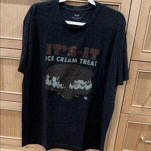 It’s It Black Graphic T-Shirt with Ice Cream Design Men’s XL